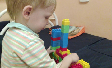 Больничная мама научила Виталика говорить первые слова