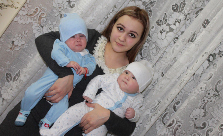 Маленький Женя хочет домой