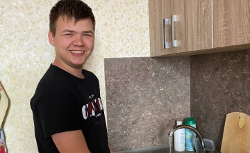 Выпускник детдома изготовил более 200 деталей для тактильной карты Перми