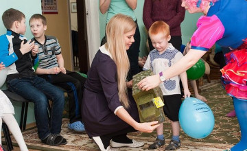 Имениннику подарили грузовик счастья