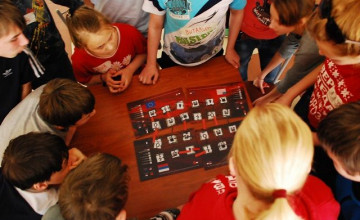 Помогать подросткам играючи