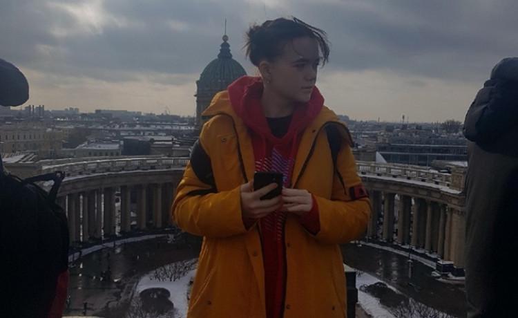 Как Даша съездила в Петербург