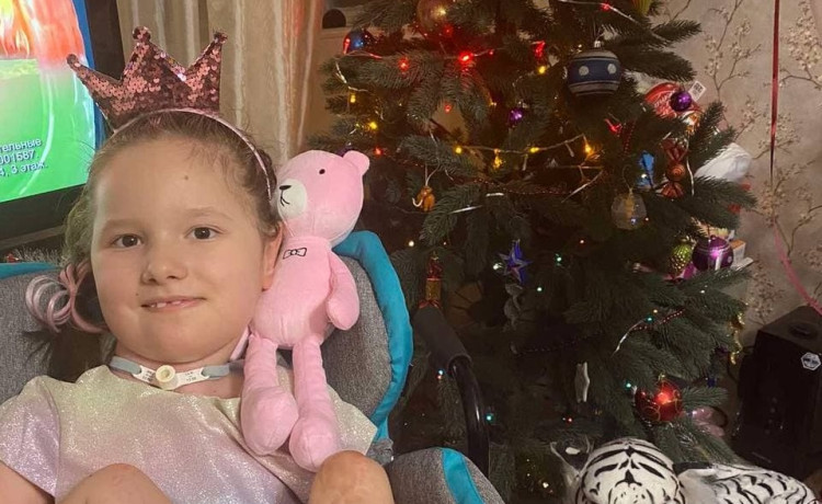 Маленькая Ирина провела в реанимации год. Помогите ей не возвращаться туда