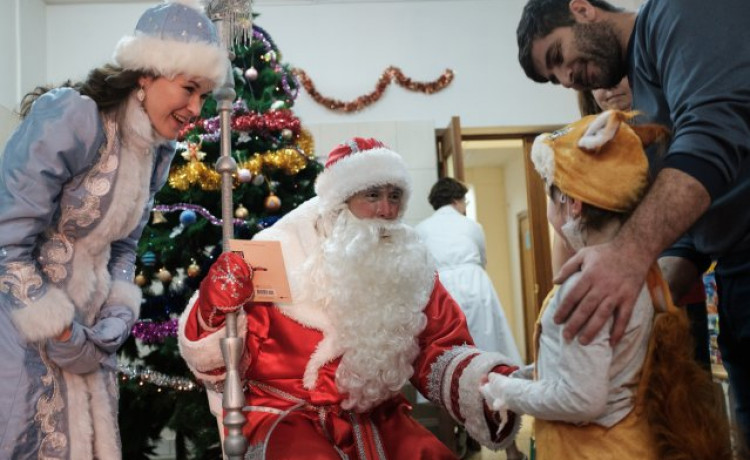 Когда исполненные желания придают сил. Новогодняя затея в детском онкоцентре Перми