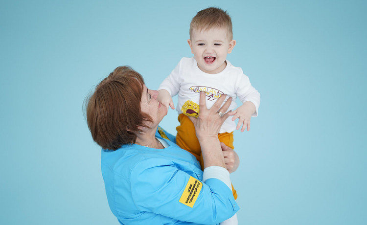 Более 6 тысяч человек отдали часть зарплаты  на заботу о детях-сиротах в больницах