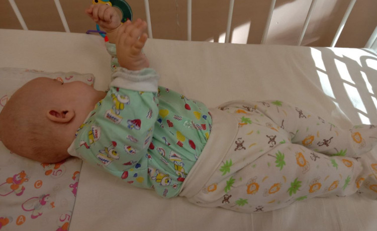 От палаты интенсивной терапии до выздоровления: как вы и больничные мамы позаботились о пятимесячном Тёме