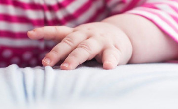 Наташу нужно брать на ручки