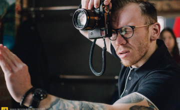 Раньше снимал в горячих точках, теперь — фотоволонтёр в «Дедморозим»