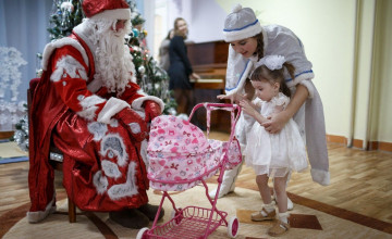 Как стать Снегурочкой или Дедом Морозом?