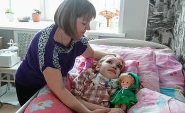 Подарите прогулки Даше Вахрушевой