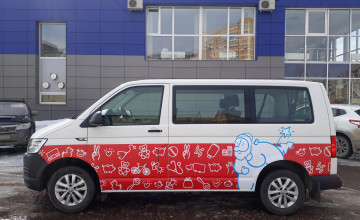 Чудомобиль «Дедморозим» ускоряет чудеса для детей Пермского края