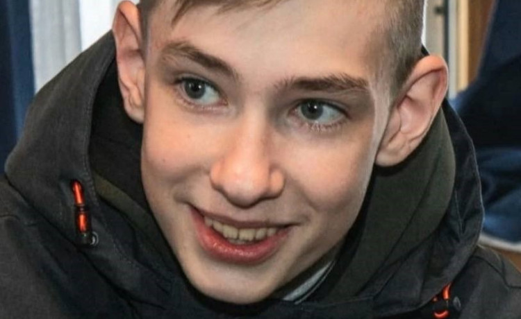 Не дайте Лёше остаться на скамейке запасных