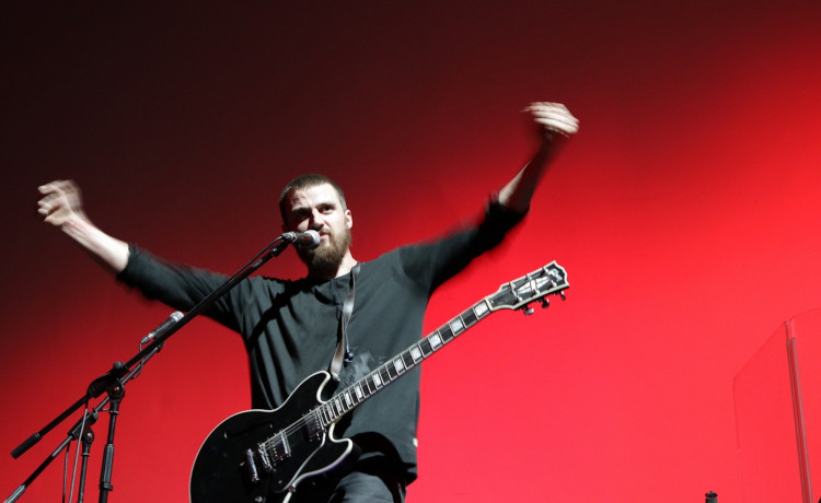 Музыканты, поэты и художники устроили «Всякое добро» ради тяжелобольных детей