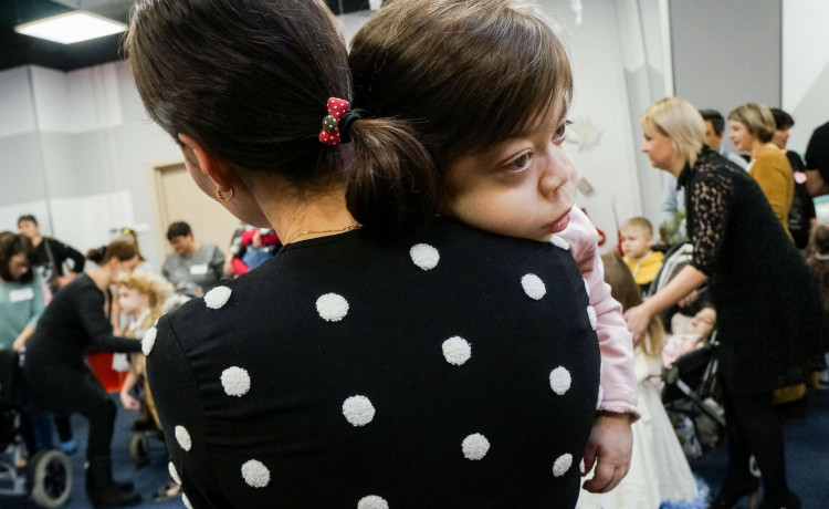 «Прикинь, у тебя что-то годами болит, но ты не можешь никому сказать». Как Служба качества жизни помогает тяжелобольным детям по всему Пермскому краю