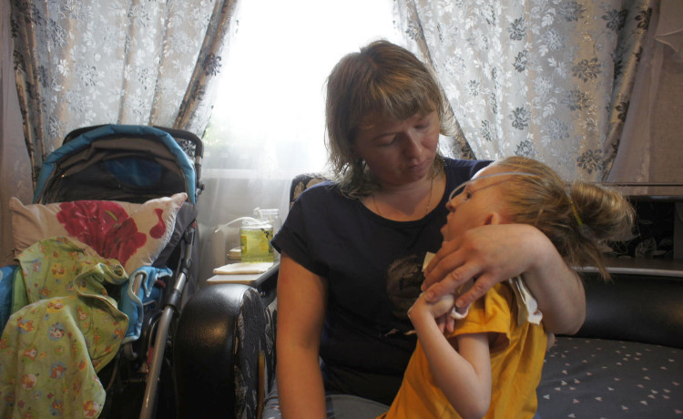 Осталось собрать 17 тысяч, чтобы Ксюша осталась дома