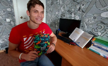 Игорь стал школьником в 23 года