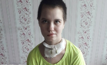 Ищем ноутбук для Наташи, чтобы скрасить будни в больнице. Помогите репостом!