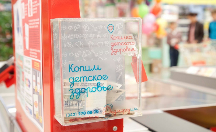 «Весна началась с 25 тысяч рублей мелочью»: один день координатора по финансированию чудес «Дедморозим»