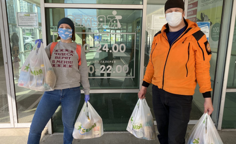 Пермские SOSеди помогли накормить две сотни детей