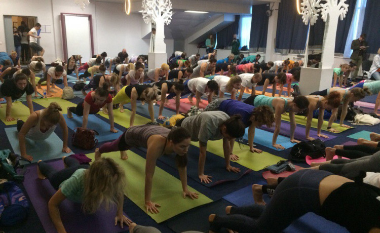 Программа йога-марафона «ДЫШАТЬ» в пользу детей, которым требуется кислородная поддержка