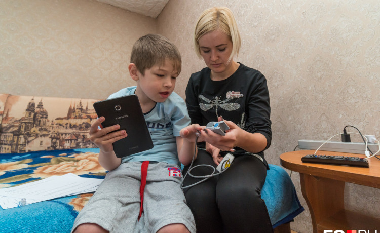 С днём медсестёр!