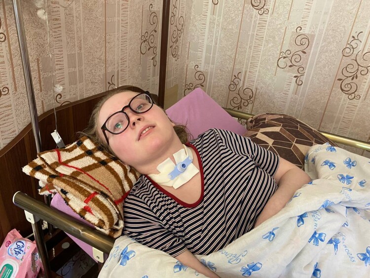 Ева Бахматова: июнь 2022