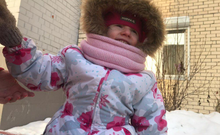 Алина Залаева вернулась домой