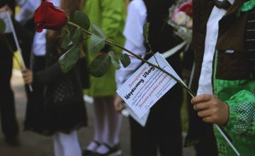 Отменяет ли акция «Цветы жизни» общепринятые традиции?