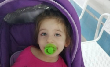 Помогите маме окружить Кристину вниманием и заботой