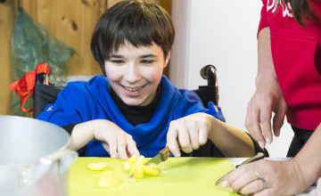 Вакансия! Научите выпускников интернатов быть взрослыми