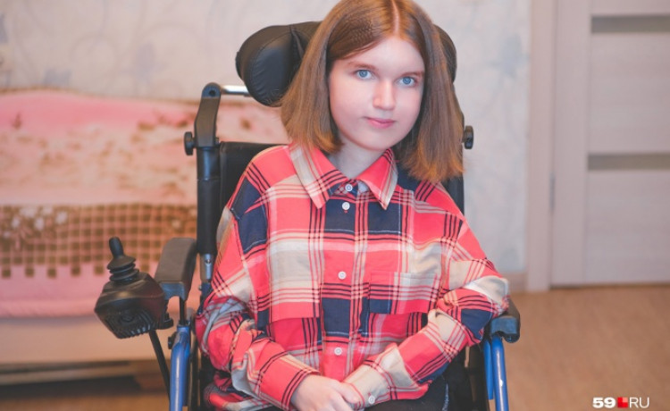 Подопечная «Дедморозим» снялась для журнала ELLE Girl. Пермские журналисты поговорили с ней — это интервью вас вдохновит