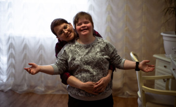 Вакансия: ищем специалистов, которые помогут вернуть будущее сиротам с инвалидностью