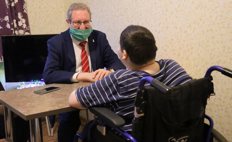 Уполномоченный по правам человека Павел Миков: «„Вернуть будущее“ — уникальная технология социальной адаптации сирот с инвалидностью»