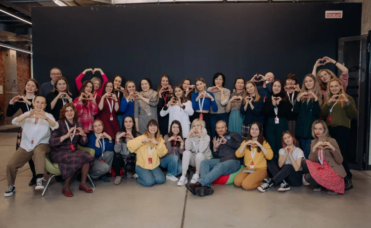 Ищем чудесных коллег в команду «Дедморозим»