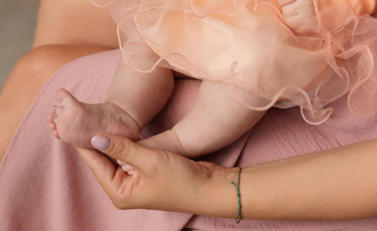 «Руководствуются любовью и страхом»: психолог рассказала, почему мамы думают об отказе от детей