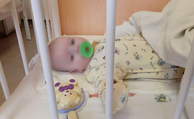 Больничная мама спасла младенца от одиночества
