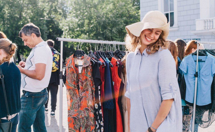 Благотворительная барахолка «Новая жизнь» для Оли Тупицыной