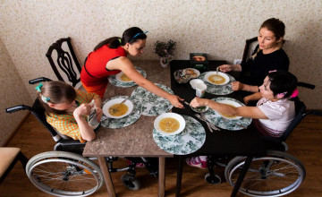 Есть ли жизнь, работа и учёба после интерната для людей с инвалидностью?