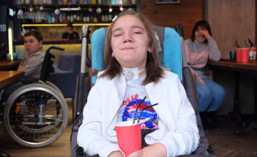 В «Дедморозим» устроили вечеринку с коктейлями