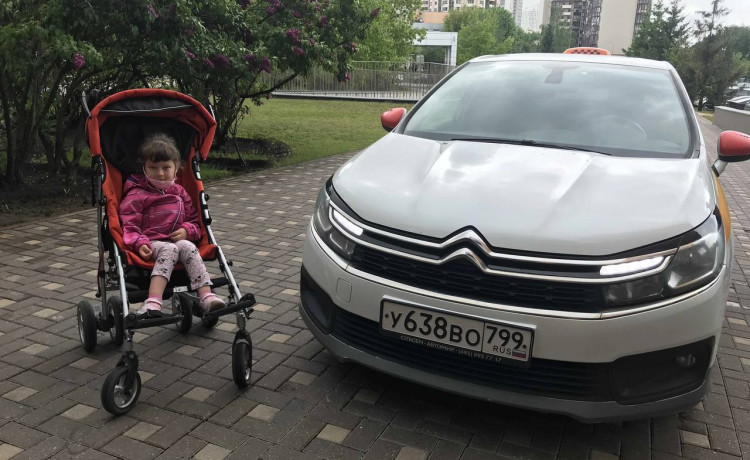 Как такси бережёт здоровье Ксюши?