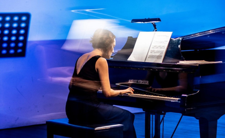 «Новый компаньон» отмечает день рождения и помогает детям. Присоединяйтесь!💫