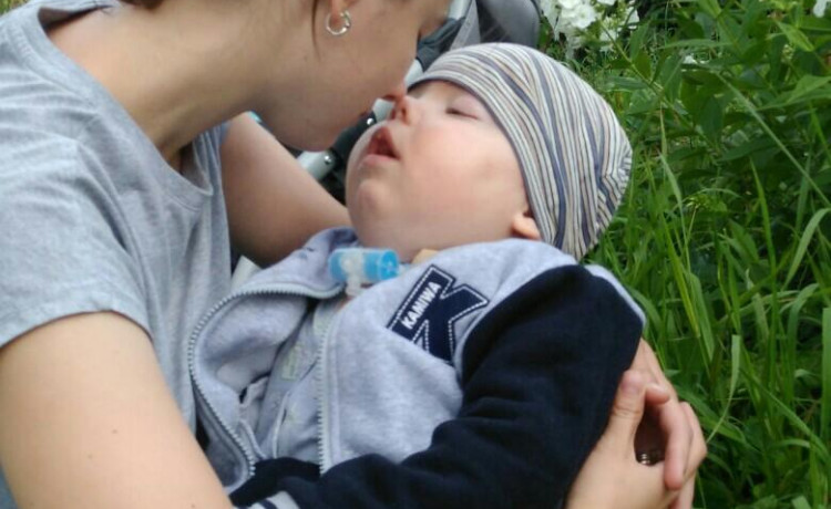 Первая прогулка Никиты