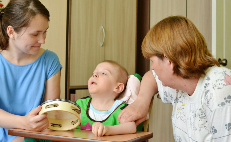 В Службу заботы «Дедморозим» нужен чудесный координатор