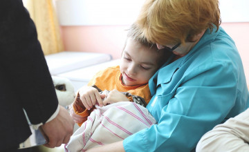 Если нельзя вылечить, как помочь?