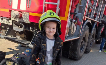 Осталось собрать 13 тысяч, чтобы разгадать загадку болезни Тимофея