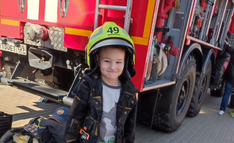 Осталось собрать 13 тысяч, чтобы разгадать загадку болезни Тимофея