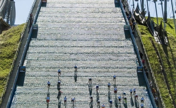 Участвуйте в экстремальном забеге, чтобы бросить вызов себе и детским болезням