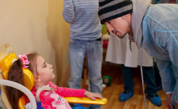 Кто дарит детям больше жизни?