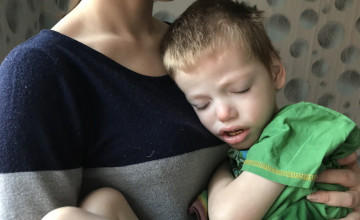 1377 часов подарили родителям сиделки