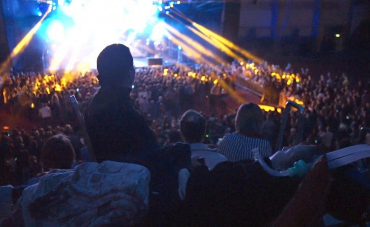 На небе только и разговоров, что о рок-концертах